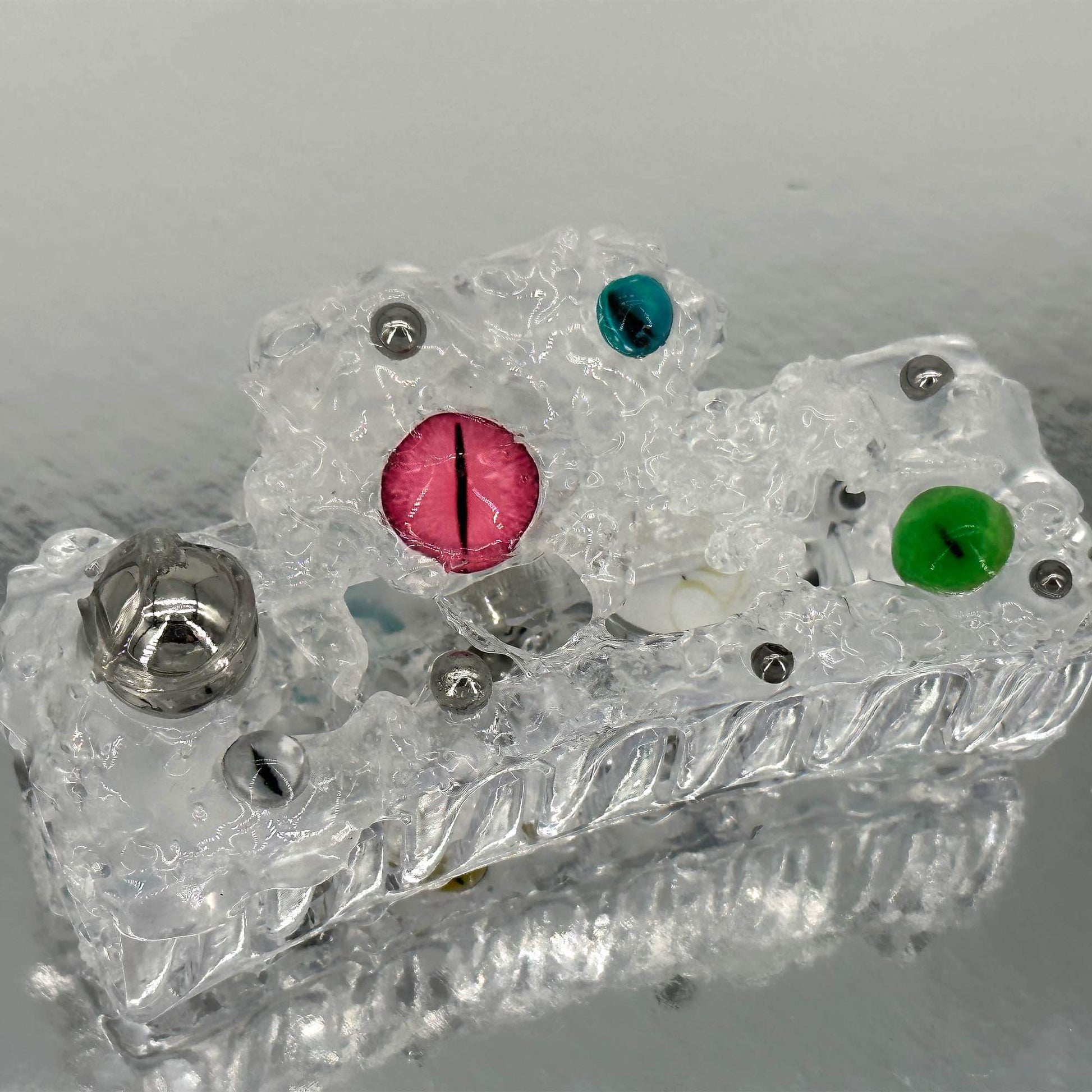 The front view of the transparent eye element hair claw made of resin